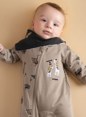 Baby romper with bib
