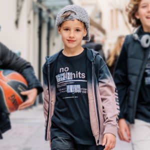 Long sleeve jersey shirt for boys