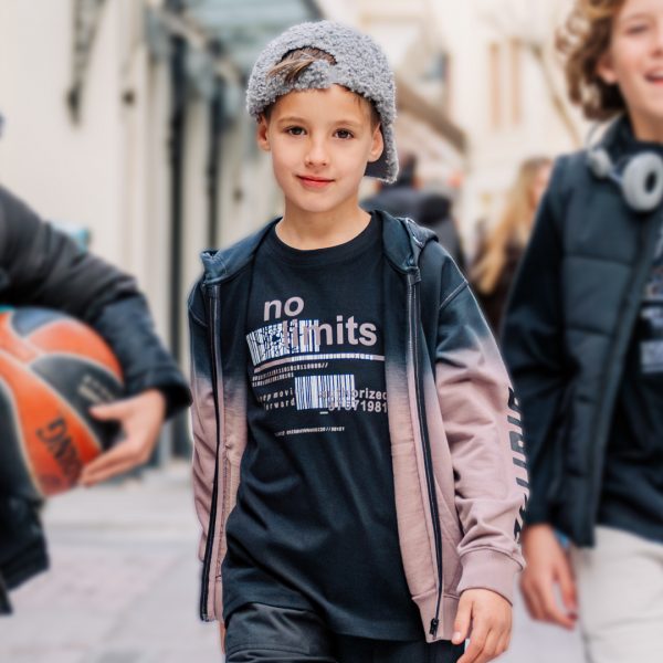 Long sleeve jersey shirt for boys