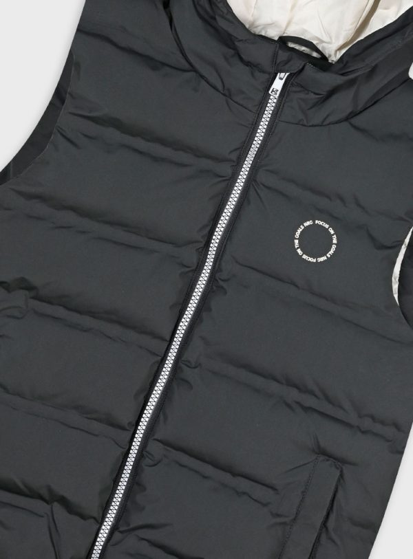 Sleeveless vest jacket