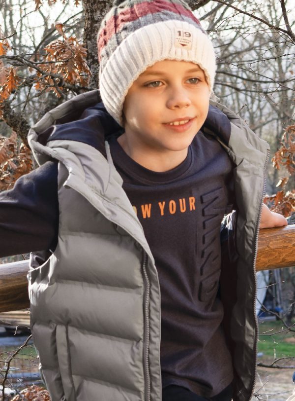 Sleeveless vest jacket