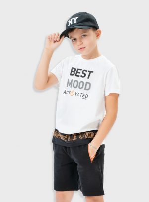 Set with embossed print for boys