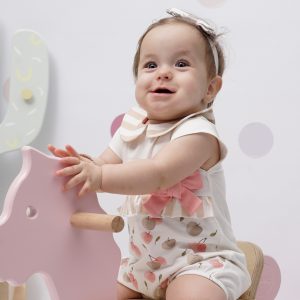 Baby girl΄s romper (0-15 months)