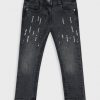 Mom fit jeans