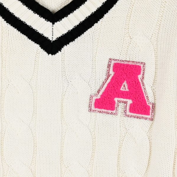 Cableknit sweater with embroidery for girls