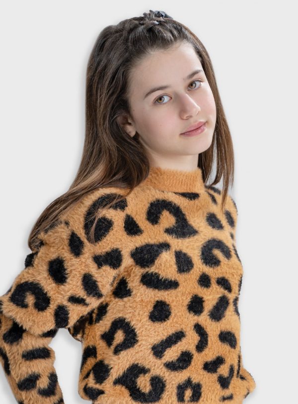 Knit sweater